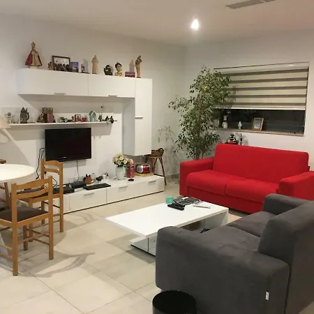 Th1 - Modern Stylish Holiday Διαμέρισμα Marsaskala